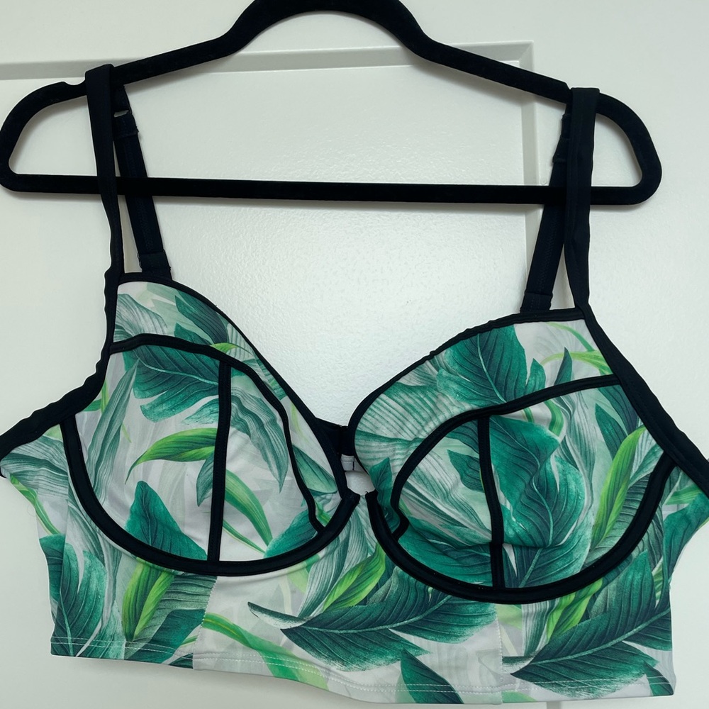Torrid tropical leaf bikini top
